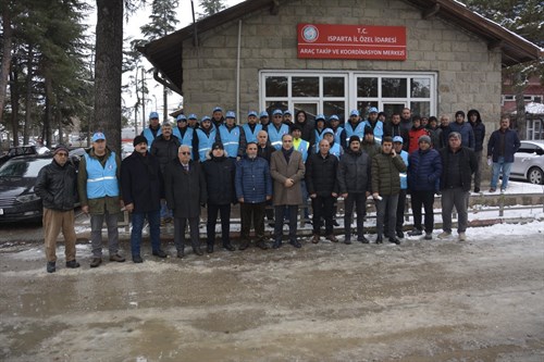Depremin yaralarını sarmak için Özel İdare Ekipleri yola çıktı.